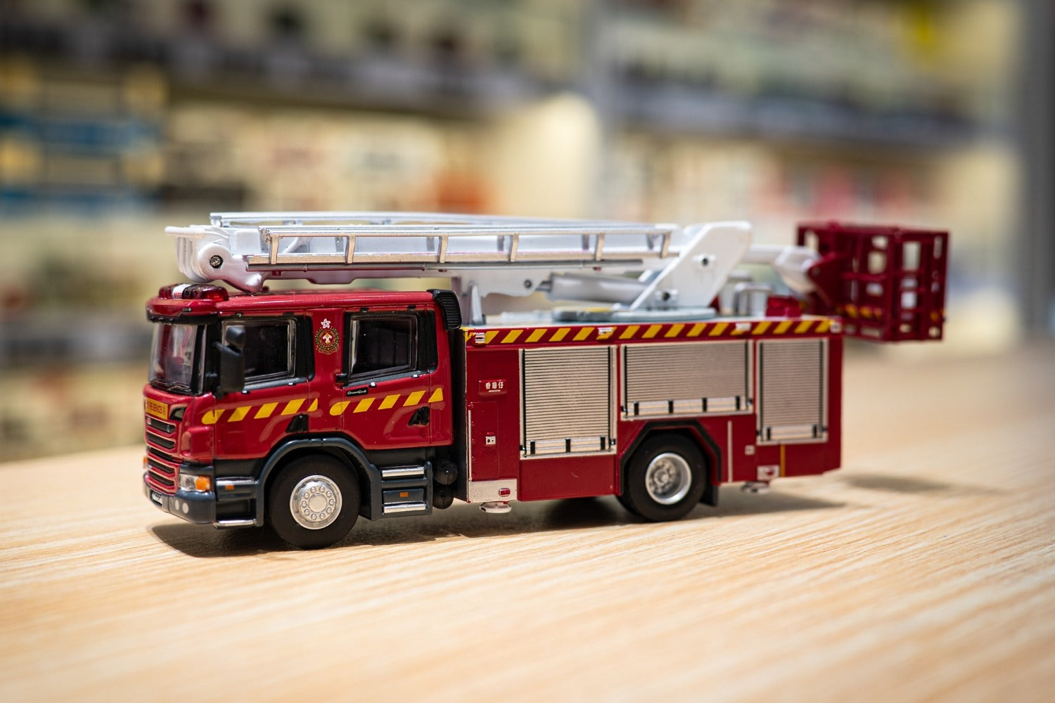 Tiny City Die-cast Model Car - Scania HKFSD Hydraulic Platform (F2315)