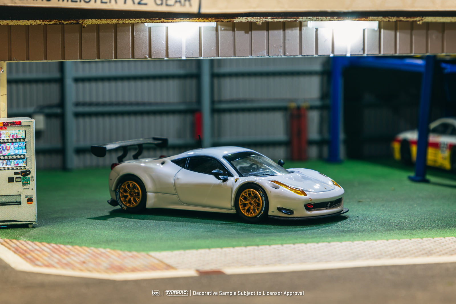 Tarmac Works 1/64 Ferrari 458 Italia GT3 White Diecast Model Car