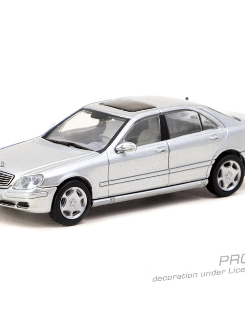 Load image into Gallery viewer, Tarmac Works 1/64 Mercedes-Benz S-Class Brilliant Silver Metallic
