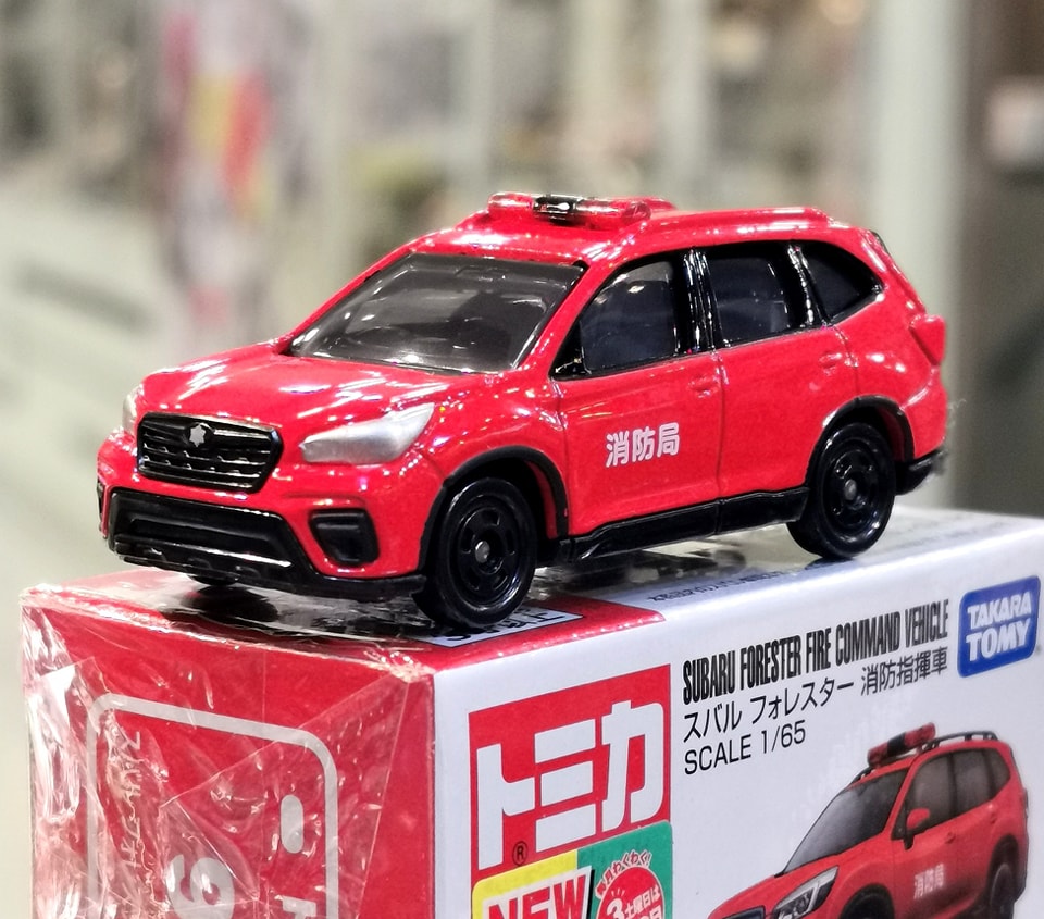 Takara Tomy Tomica No.99 1:65 Subaru Forester Fire Command Car Die-cast Model