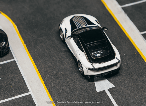 Load image into Gallery viewer, (Pre-order) Tarmac Works 1/64 Nissan VeilSide FFZ400 Fairlady Z White
