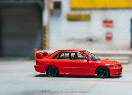 Load image into Gallery viewer, (Pre-order) Tarmac Works 1/64 Mitsubishi Lancer GSR Evolution III Red
