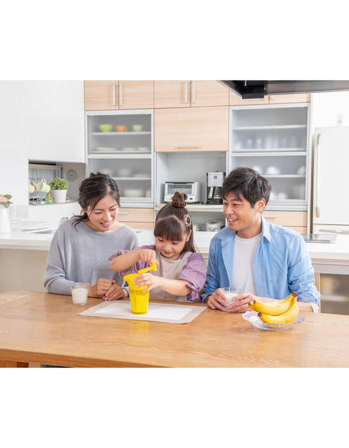 Load image into Gallery viewer, Takara Tomy ARTS Three Stars Sweets Instant Banana Juicer in 30 Seconds

