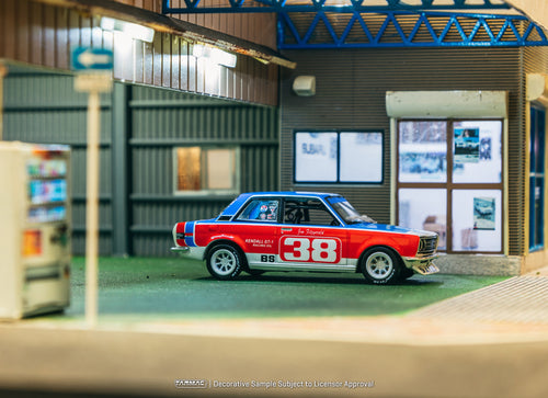 Load image into Gallery viewer, Tarmac Works 1/64 Datsun 510  SCCA National Championship 1973 Model
