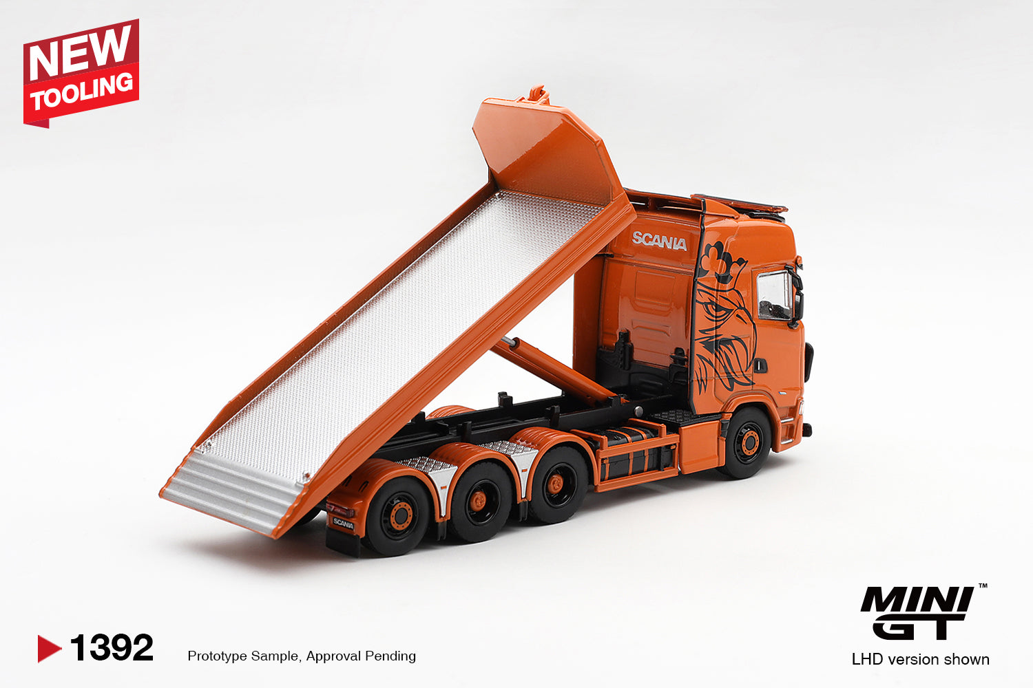 (Pre-order) Mini GT #1392 Scania 770S B8x4NA Hooklift Flatbed Orange RHD