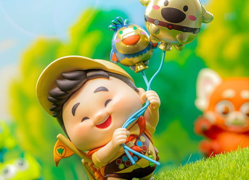 Load image into Gallery viewer, Hot Toys Pixar Balloon Cosbi Collection Figure (Full set of 6) #CBX339
