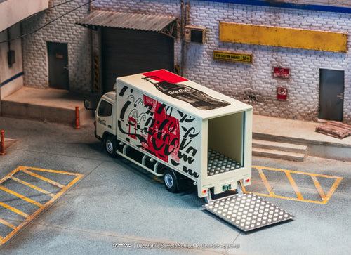 Load image into Gallery viewer, (Pre-order) Tarmac Works 1/64 Mitsubishi Fuso Canter COCA- COLA Model Car

