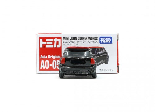 Load image into Gallery viewer, Takara Tomy Tomica AO-05 1:57 Mini John Cooper Works (Asia Ver.) Die-cast model
