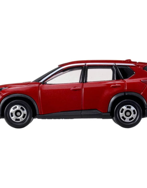 Load image into Gallery viewer, Takara Tomy Tomica #117 1/63 Diecast Car Toy Mini Nissan X-Trail

