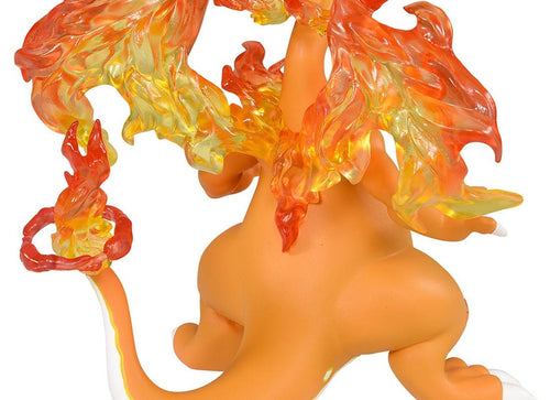 Load image into Gallery viewer, Takara Tomy Pokemon Monster Collection Charizard (Gigantamax) (Character Toy)
