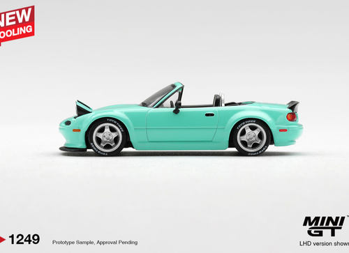 Load image into Gallery viewer, (Pre-order) Mini GT #1249 Mazda MX-5 (NA) Pandem Mint Green LHD Diecast Model
