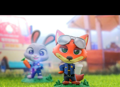 Load image into Gallery viewer, Hot Toys Zootopia Cosbi Collection Bobble-Head Figure Set (Full box set of 8)
