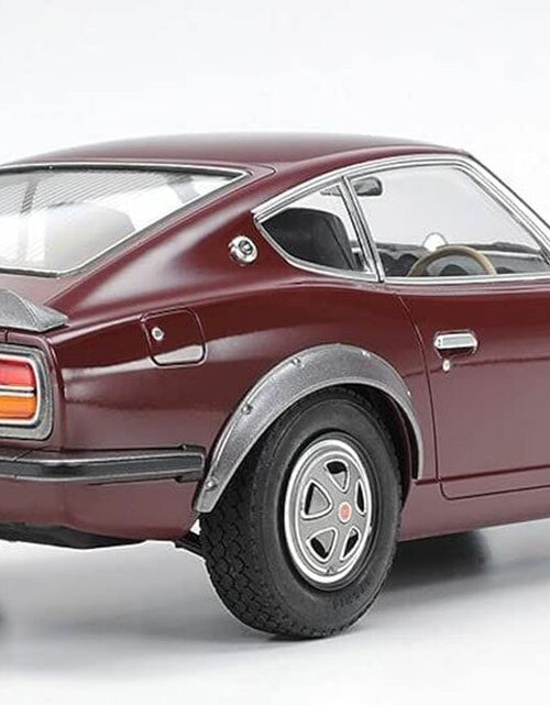 Load image into Gallery viewer, Tamiya #24360 1/24 Sport Car Series - NISSAN Fairlady 240ZG Model Kit
