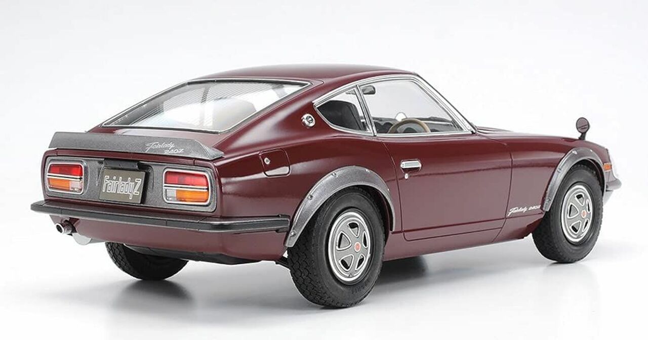 Tamiya #24360 1/24 Sport Car Series - NISSAN Fairlady 240ZG Model Kit