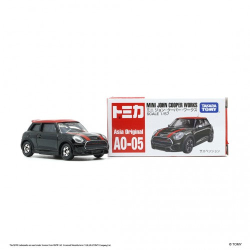 Load image into Gallery viewer, Takara Tomy Tomica AO-05 1:57 Mini John Cooper Works (Asia Ver.) Die-cast model

