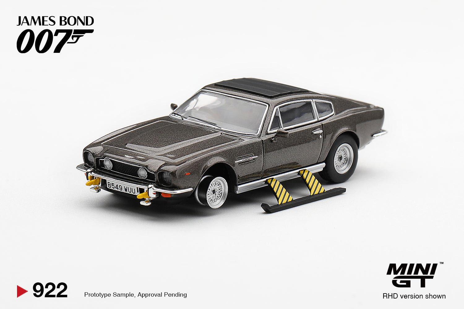 (Pre-order) Mini GT #922 Aston Martin V8 Vantage The Living Daylights 007 Model