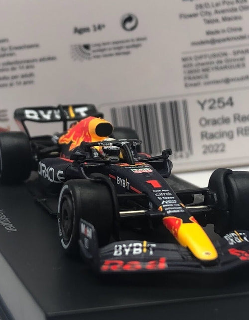 Load image into Gallery viewer, Sparky 1/64 Oracle Red Bull Racing RB18 No.1 Oracle Red Bull Racing 2022 Model
