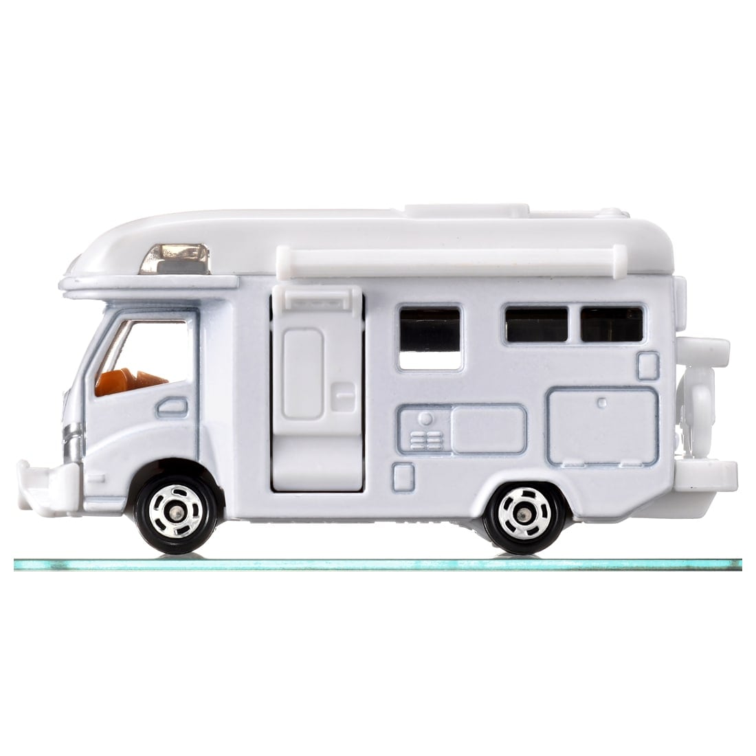 Takara Tomy Tomica No. 24 Camper Van Camping Car Diecast Model Car