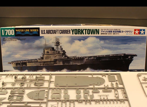 Load image into Gallery viewer, Tamiya #31712 1/700 US Aircraft Carrier YORKTOWN Model kit
