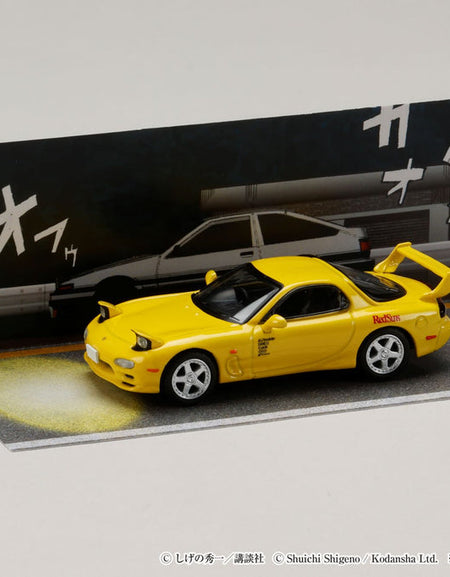 Hobby Japan 1/64 Mazda RX-7 (FD3S) RedSuns Initial D Keisuke Takahashi VS Takumi