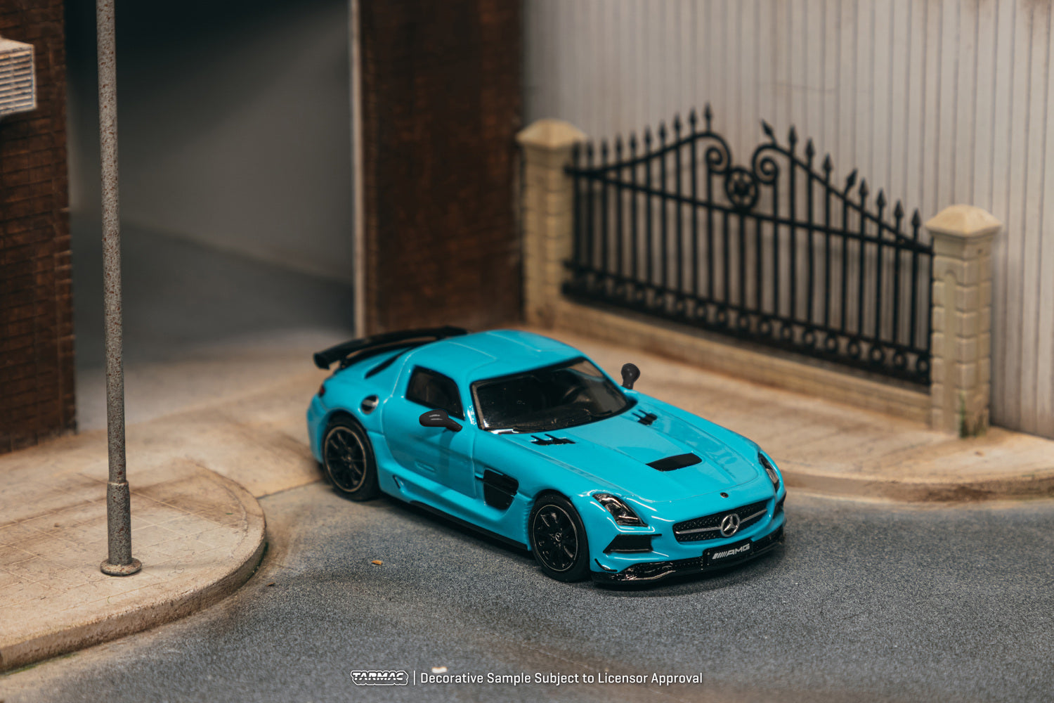 (Pre-order)Tarmac Works 1/64 Mercedes-Benz SLS AMG Coupé Black Series Matte Blue