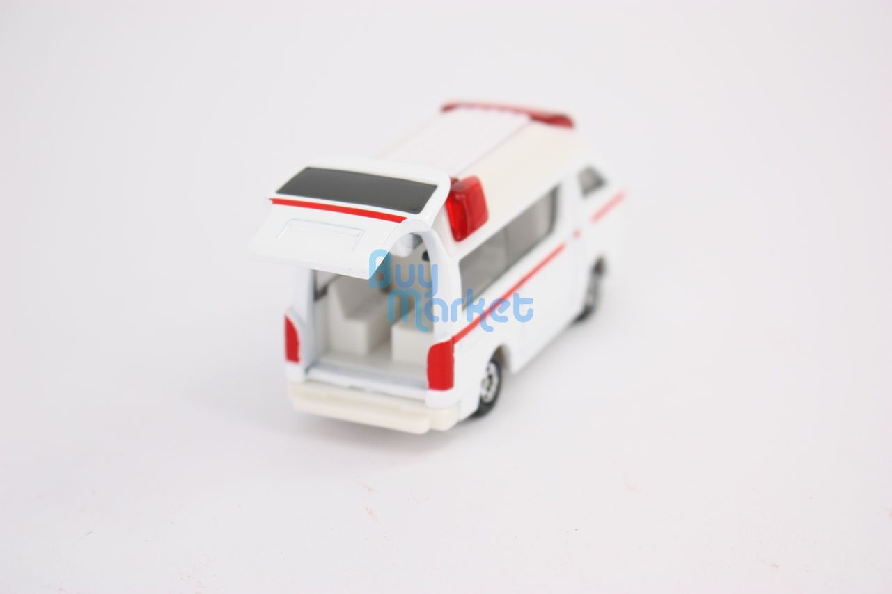 Takara Tomy Tomica #79 Toyota Himedic Ambulance Scale 1/64 Mini Diecast Toys Car