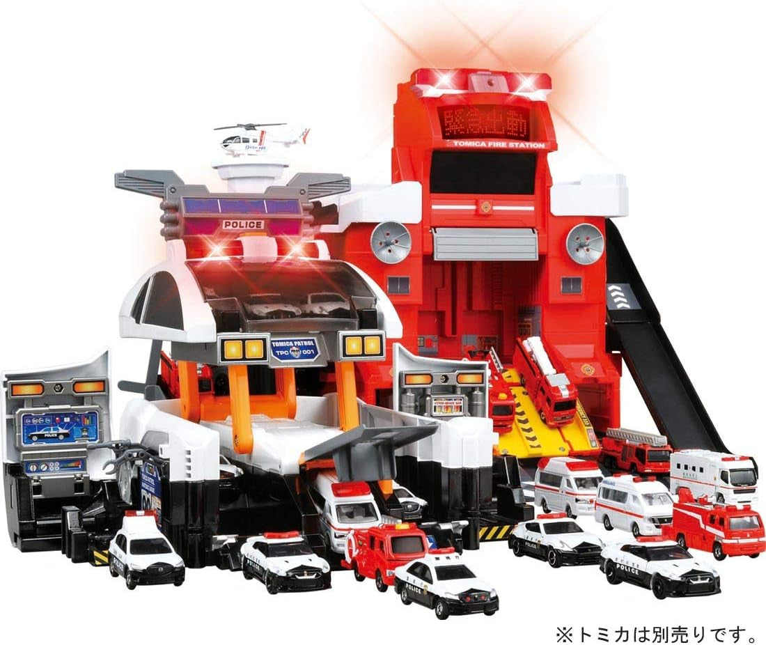 Takara Tomy Tomica World Transform Dispatch! Scramble Big Patrol police car