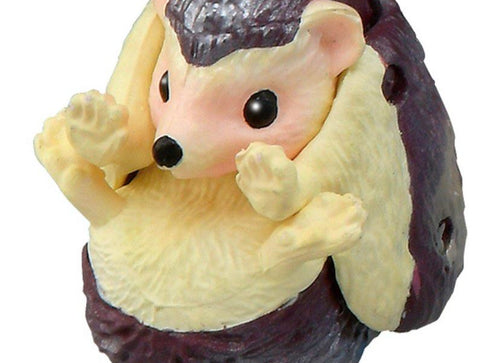 Load image into Gallery viewer, Takara Tomy Adventure Ania Kingdom Otter Village Animal Set (White Pearl Ver.)
