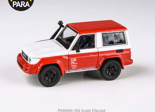 Load image into Gallery viewer, PARA64 1/64 2014 Toyota Land Crusier 71 Short Wheel Base 2023 Autosalon LHD
