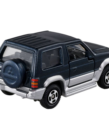 Takara Tomy TOMICA REBORN Mitsubishi Pajero Metal Top Diecast Model Car