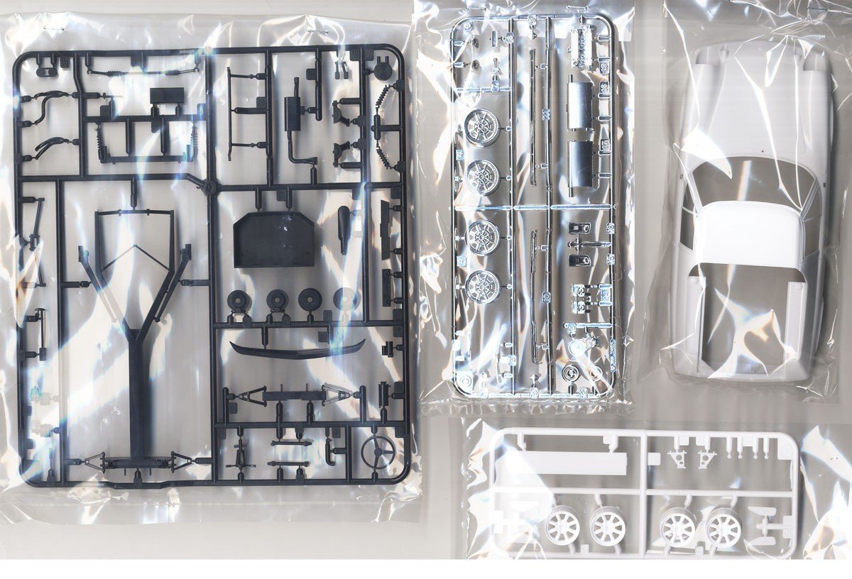 Tamiya #24358 1/24 Lotus Europa Special Assembly Model Car