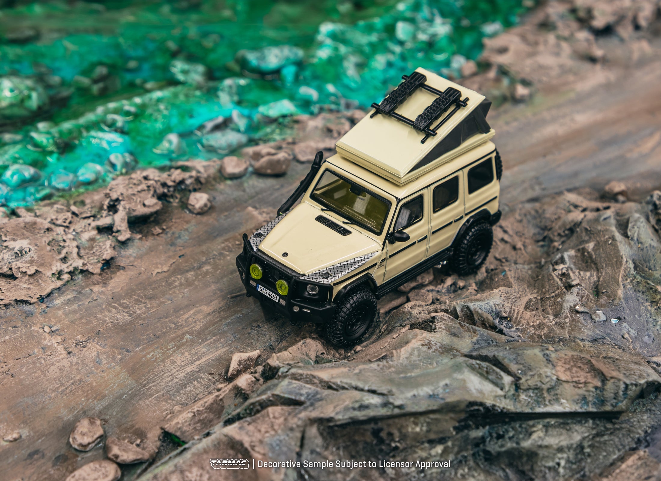 Tarmac Works 1/64 Mercedes-AMG G 63 Camping Diecast model car