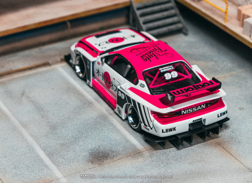 Load image into Gallery viewer, (Pre-order) Tarmac Works 1/43 LB-Super Silhouette Nissan SILVIA (S15) Auto Fines
