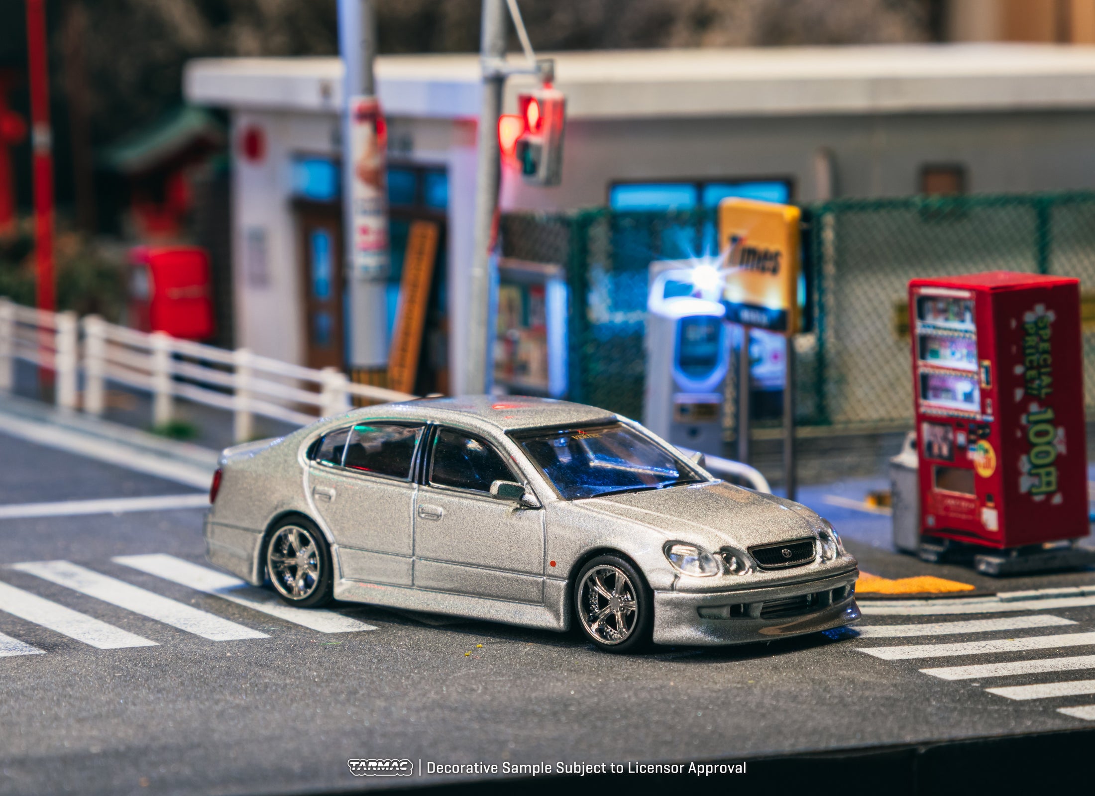 Tarmac Works 1/64 VERTEX Toyota Aristo JZS161 Silver Model Car