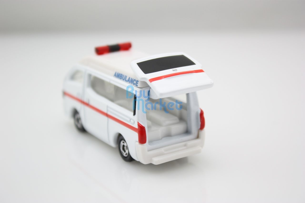 New Takara Tomy Tomica #18 Nissan NV350 Caravan Ambulance 1/69 Diecast Toy Car