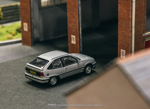Load image into Gallery viewer, Tarmac Works 1/64 Opel Kadett GSi Silver Diecast Model Car
