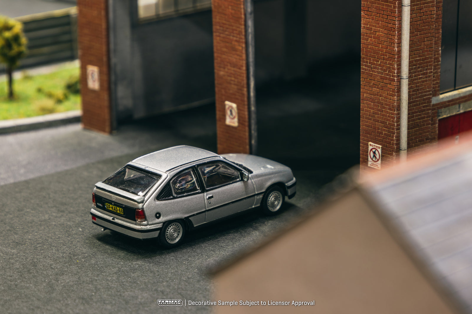 Tarmac Works 1/64 Opel Kadett GSi Silver Diecast Model Car