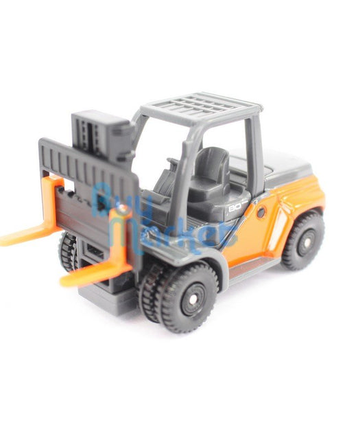 Load image into Gallery viewer, Takara Tomy Tomica #111 Toyota L and F Geneo Stacker 1/62 Diecast Toy Car
