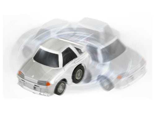 Load image into Gallery viewer, Takara Tomy Tomica ChoroQ Pull Back Diecast e-02 Nissan Skyline GT-R (R32)

