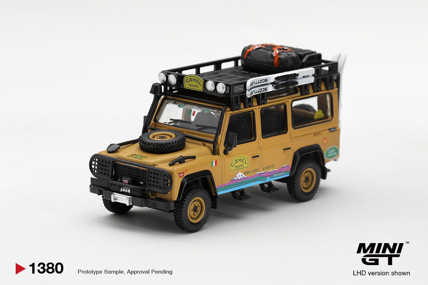 (Pre-order) Mini GT #1380 Land Rover Defender 110 1998 Camel Trophy Italy LHD