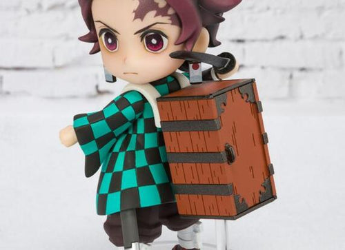 Load image into Gallery viewer, Bandai Tamashii Figuarts Mini Demon Slayer Kamado Tanjiro Mini Action Figure
