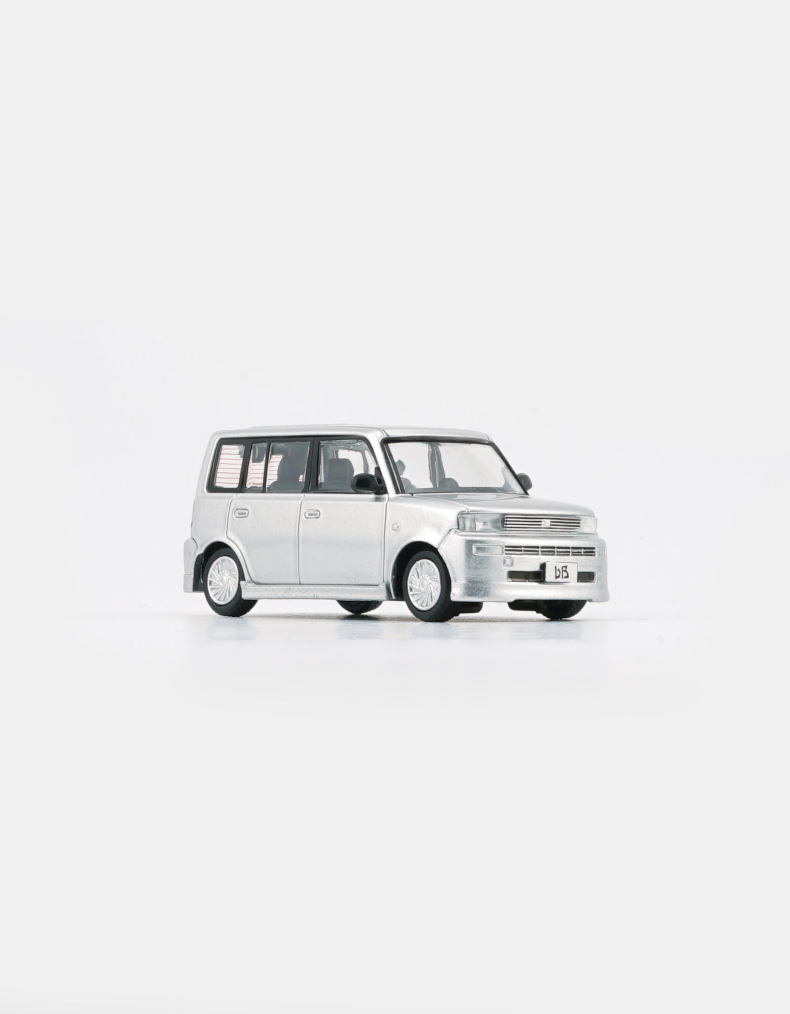 BMC 1/64 Toyota 2000 bB Silver (RHD) Diecast Model Car