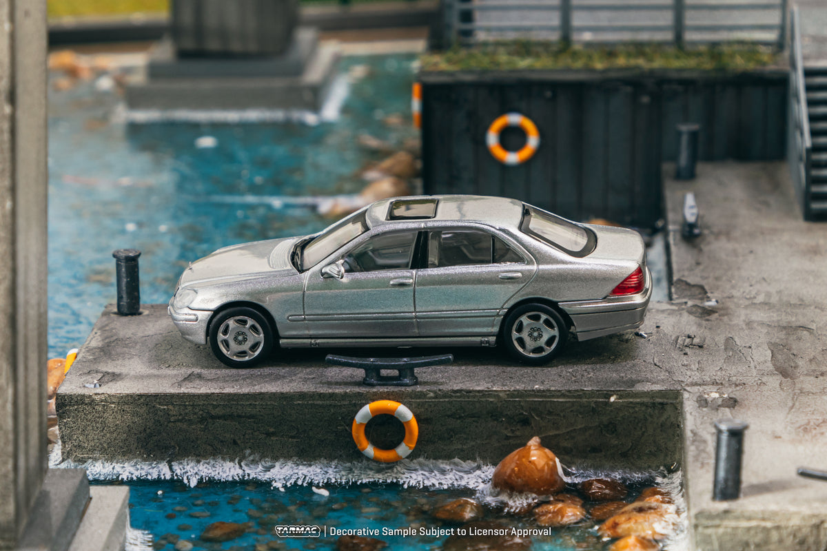 Tarmac Works 1/64 Mercedes-Benz S-Class Brilliant Silver Metallic