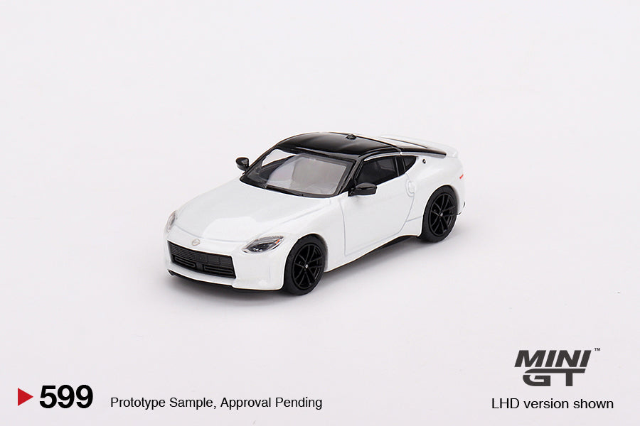 Mini GT #599 Nissan Z Performance 2023 Everest White Model car