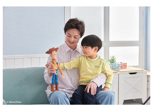 Load image into Gallery viewer, Takara Tomy Disney Figure - Toy Story 5 Real Size Talking Woody
