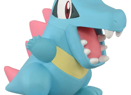 Load image into Gallery viewer, Takara Tomy Pokemon Pocket Monster Moncolle Totodile 4cm Mini Figure
