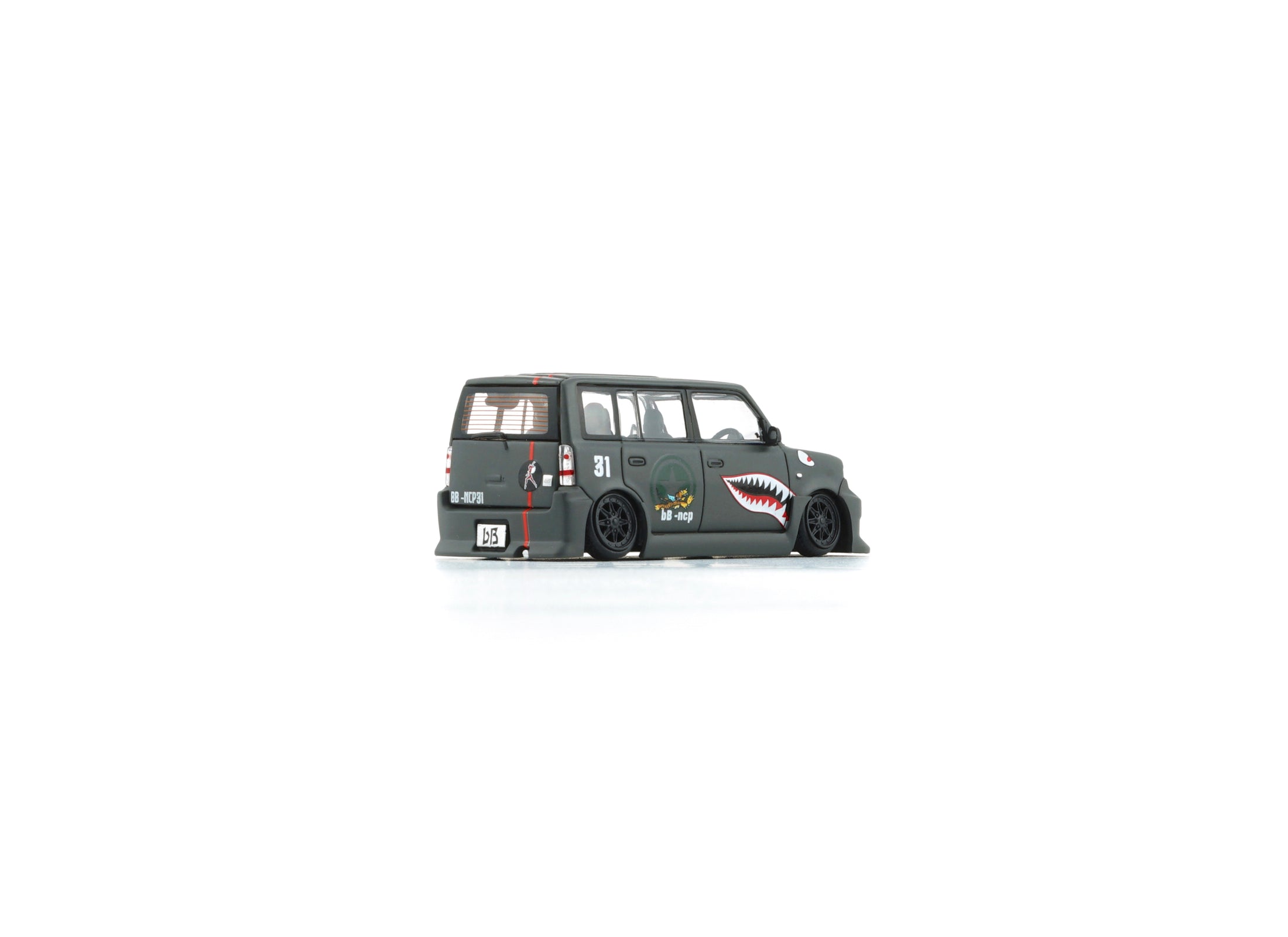 BMC 1/64 Toyota 2000 bB - Matte Green + P40 Tiger Pattern (RHD) LTD