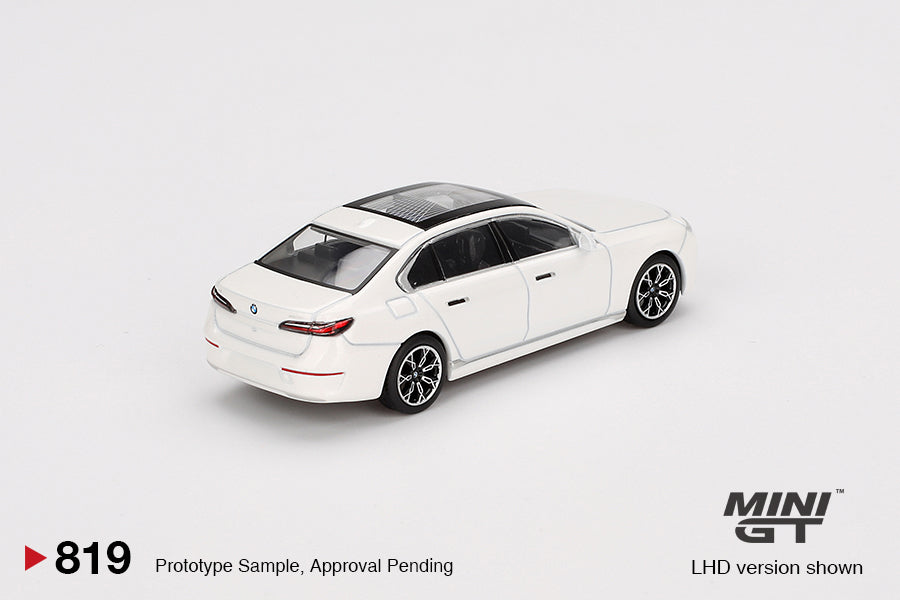 Mini GT #819 BMW i7 xDrive60 Mineral White RHD Diecast Model Car