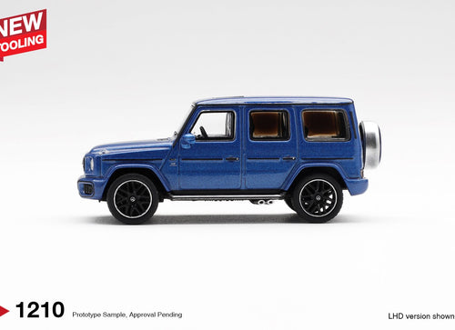Load image into Gallery viewer, (Pre-order) MINI GT #1210 Mercedes-AMG G 63 Dark Blue Metallic RHD Diecast Car
