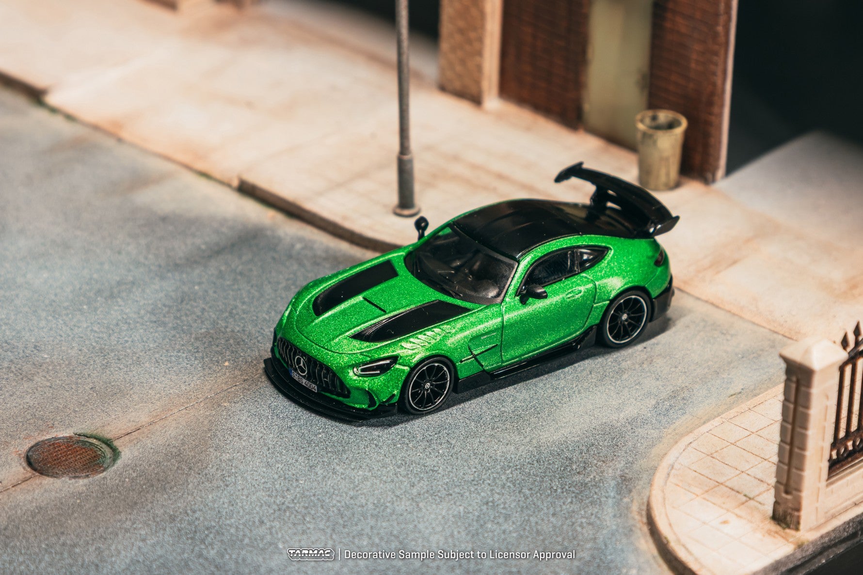 Tarmac Works 1:64 Mercedes-Benz AMG GT Black Series Green Model Car